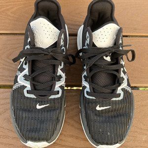 Nike Men's Size 8.5 Black/White Lebron Witness 6 Basketball Shoes DO9843-002